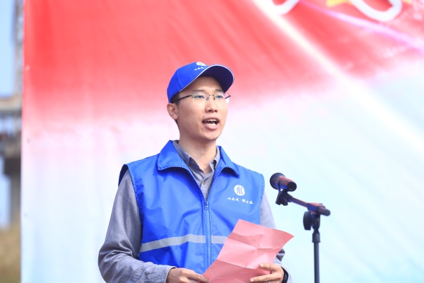 迎國慶、共愛衛(wèi)、護碧水 迎國慶、共愛衛(wèi)、護碧水