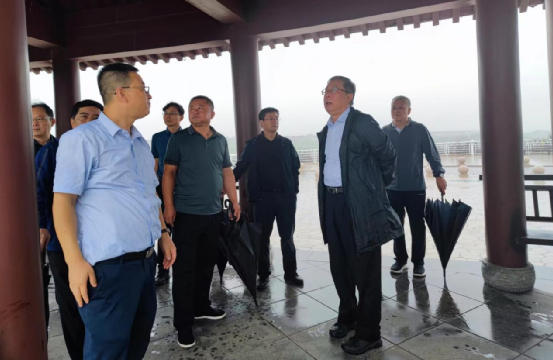 公司召開第二屆董事會第五次會議并組織股東代表、董事、監(jiān)事赴永定河沿線考察調(diào)研 公司召開第二屆董事會第五次會議并組織股東代表、董事、監(jiān)事赴永定河沿線考察調(diào)研
