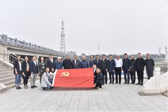 喜迎二十大 共繪安居圖 公司與北京保障房中心開(kāi)展黨日共建活動(dòng) 喜迎二十大 共繪安居圖 公司與北京保障房中心開(kāi)展黨日共建活動(dòng)